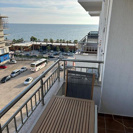 Apartament Raci Shëngjin エクステリア 写真