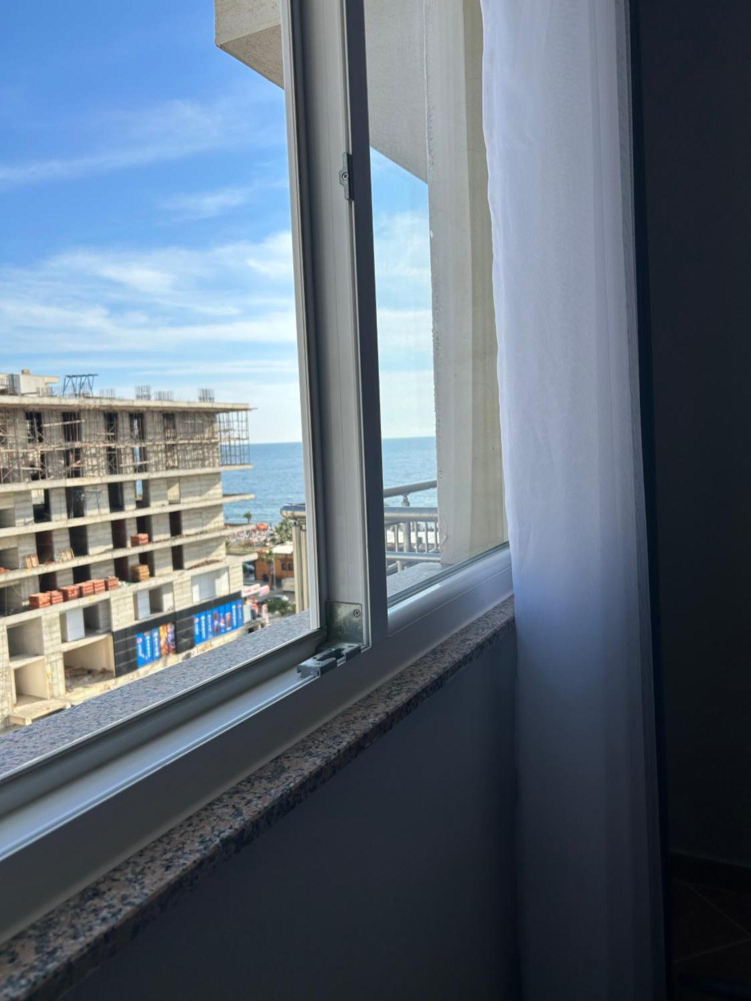 Apartament Raci Shëngjin エクステリア 写真